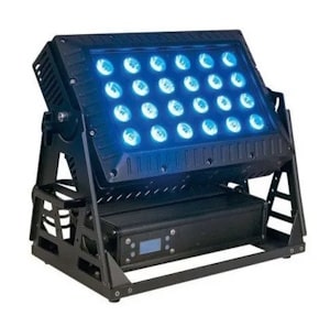 Showtec Archi Painter 24/8 Q4, RGB outdoor LED Wall Wash spot